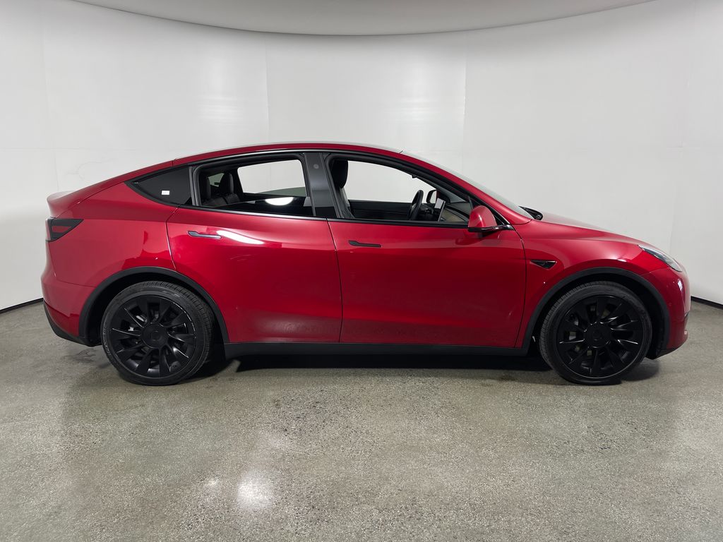 Used 2021 Tesla Model Y Long Range with VIN 5YJYGDEE2MF260935 for sale in Escondido, CA