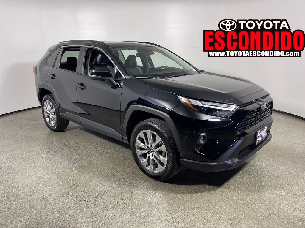 2024 Toyota RAV4 XLE Premium's photo