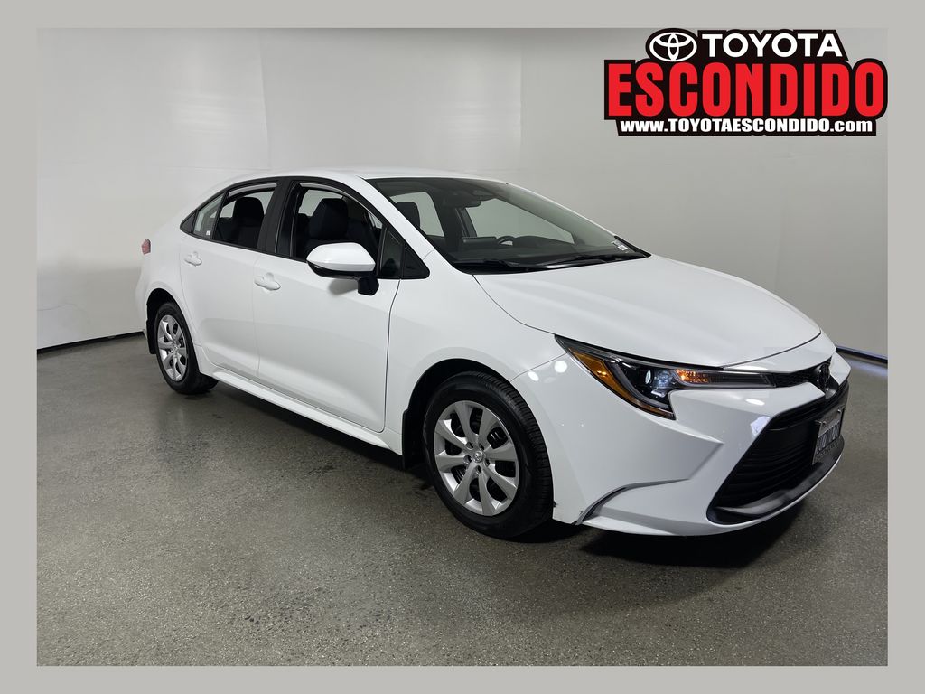 2025 Toyota Corolla LE