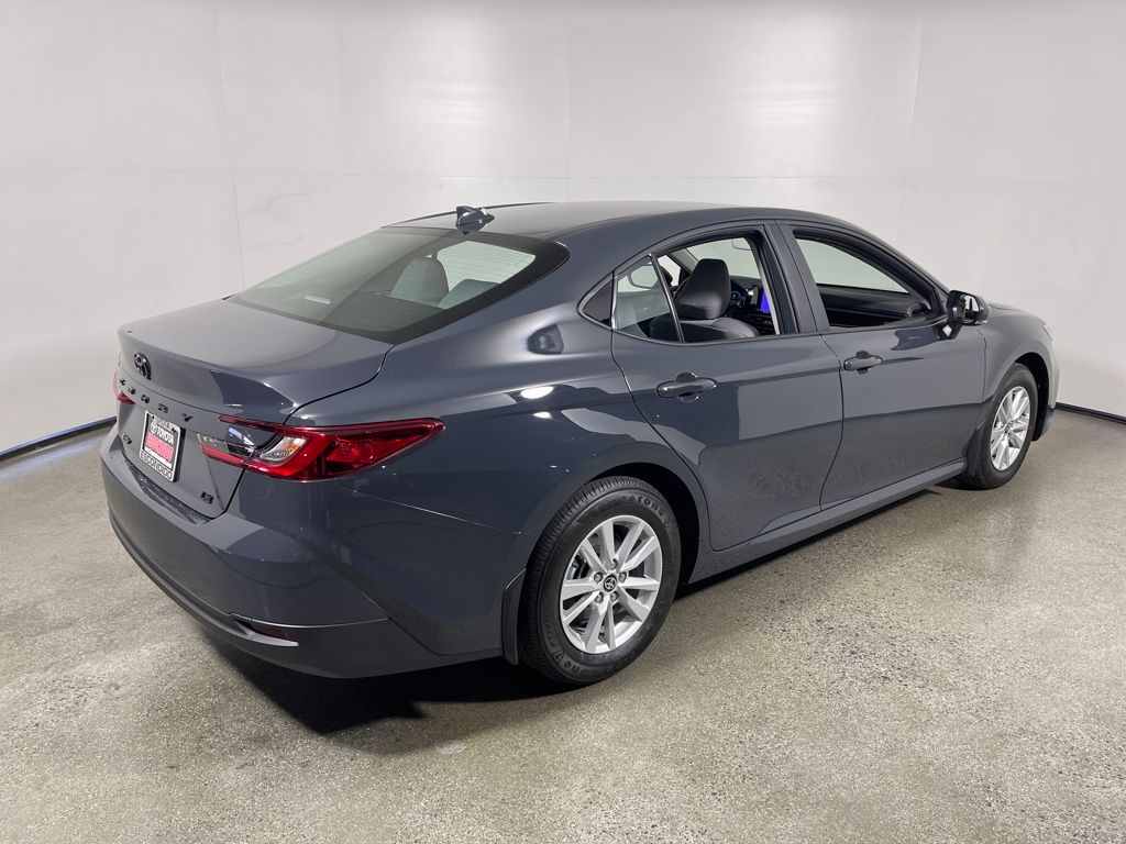 2026 Toyota Camry LE photo 3