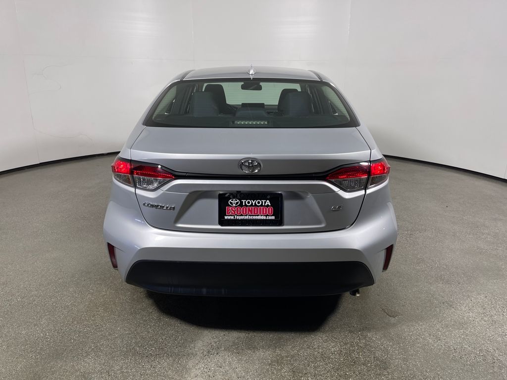 2023 Toyota Corolla LE photo 4