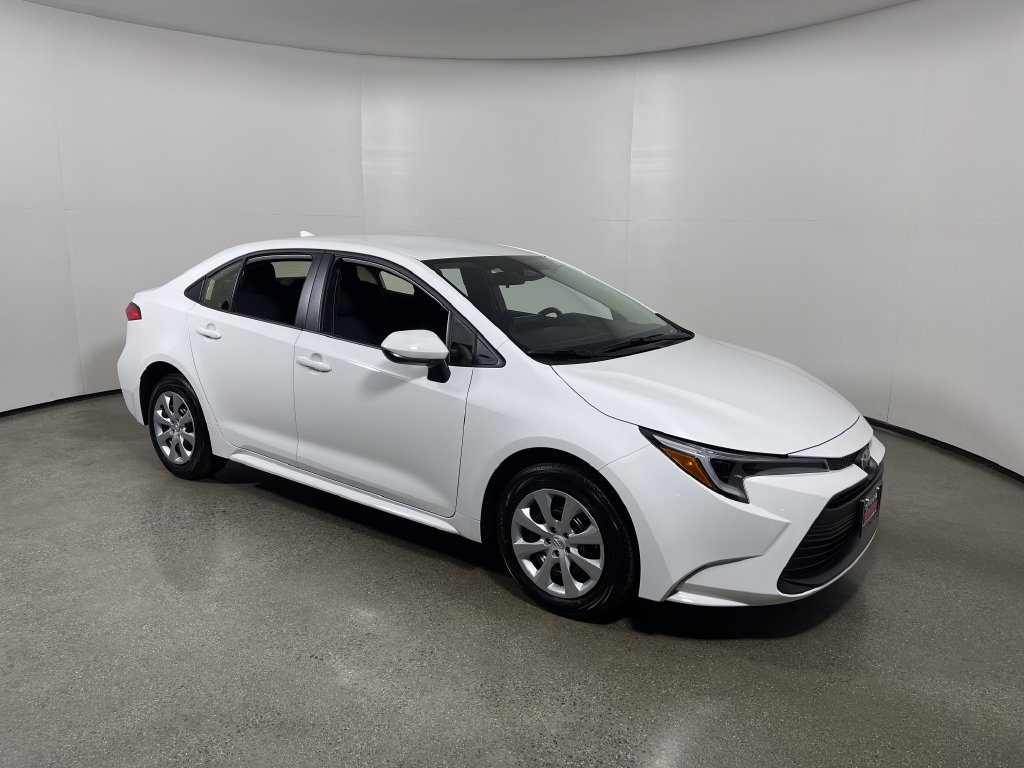 2027 Toyota Corolla Hybrid LE SEDAN 