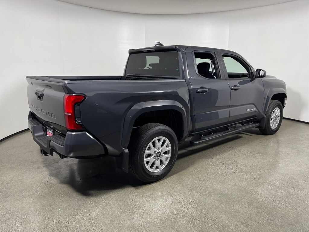 New 2026 Toyota Tacoma SR5 4X4 DOUBLE CAB