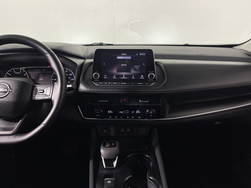 2025 Nissan Rogue SV - Photo 15