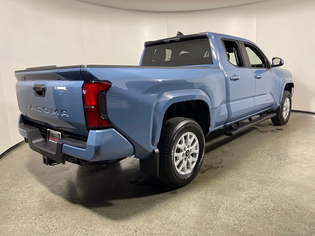 New 2026 Toyota Tacoma SR5 4X4 DBL CAB LONG BED