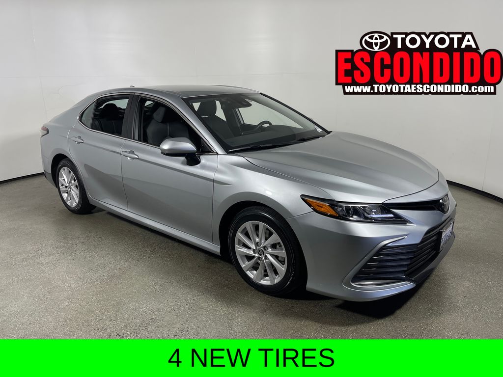 2023 Toyota Camry Sedan 