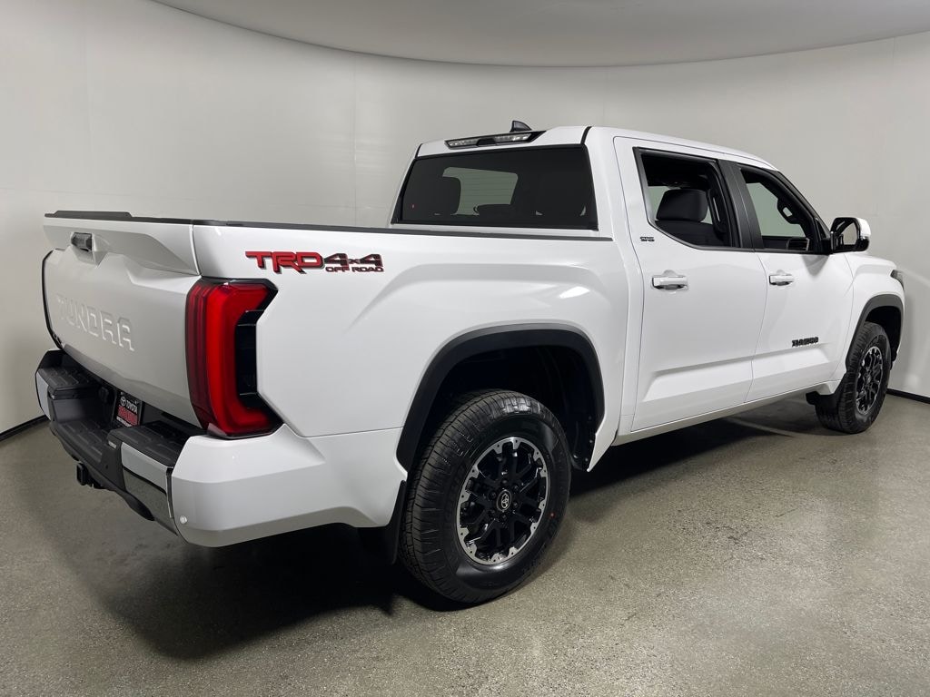 New 2026 Toyota Tundra SR5 SR5 CREWMAX 5.5