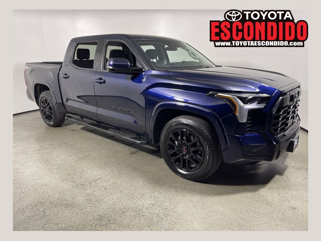 2022 Toyota Tundra Truck CrewMax 