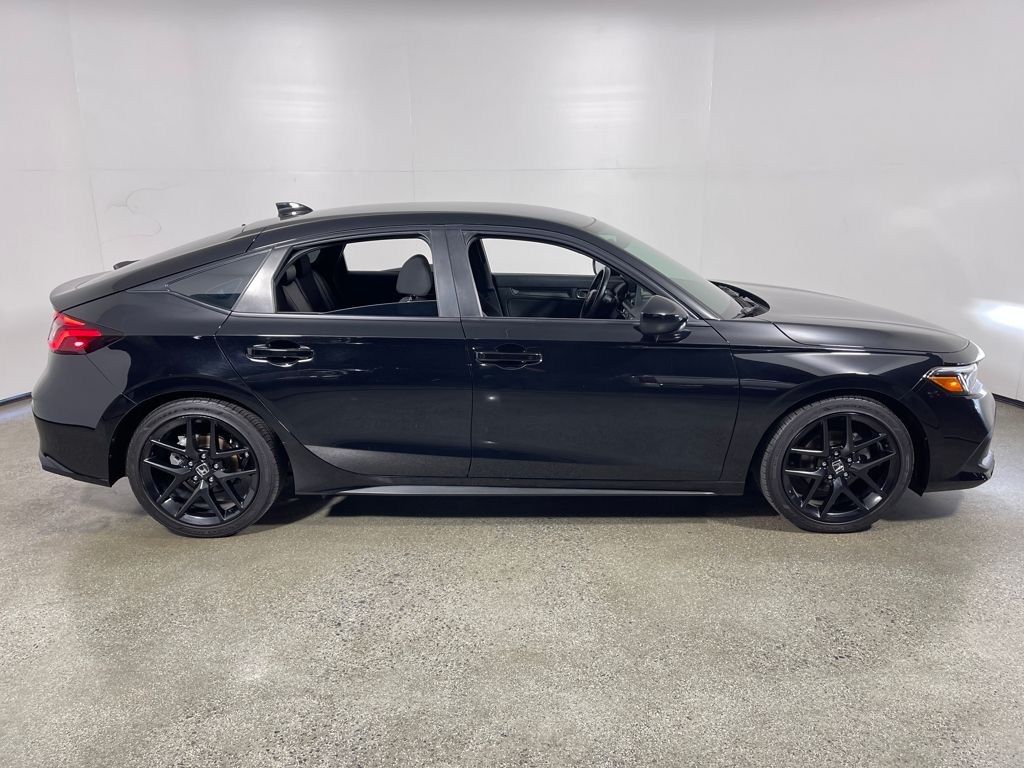 2024 Honda Civic Sport Hatchback photo 2