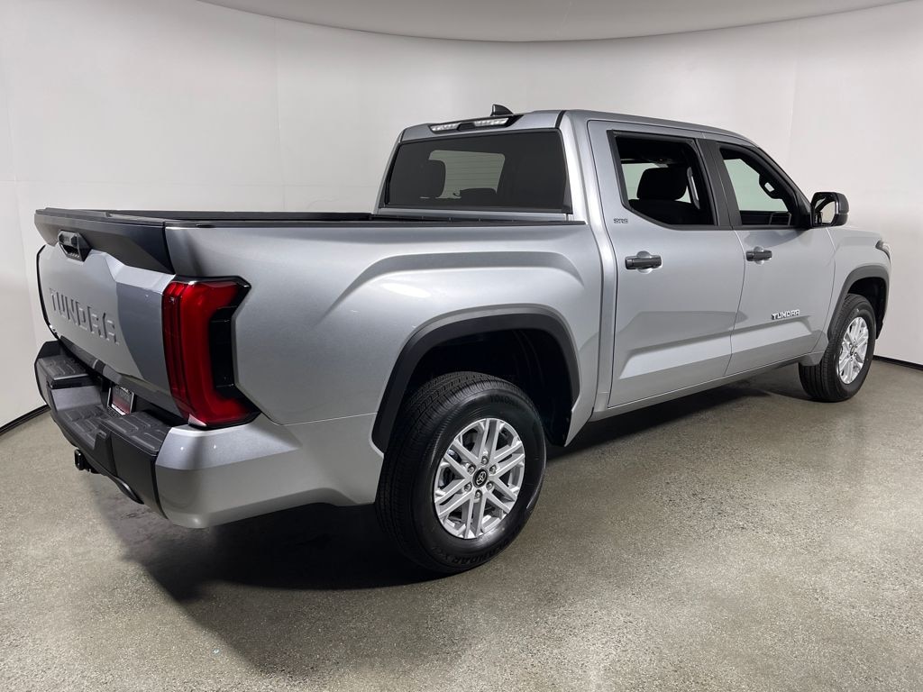 New 2026 Toyota Tundra SR5 SR5 CREWMAX 5.5