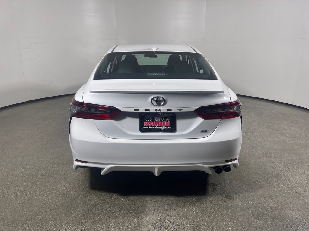 2023 Toyota Camry SE photo 4
