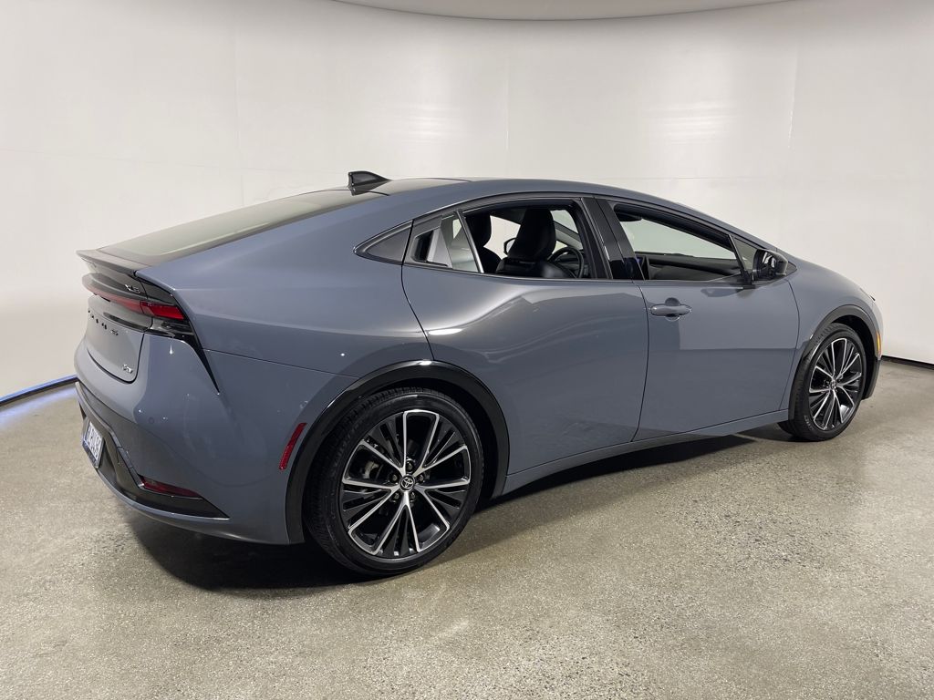 2024 Toyota Prius Limited photo 3