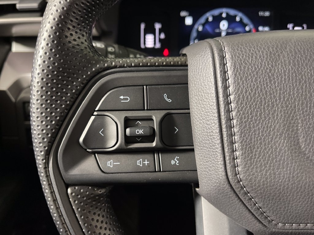 2026 Toyota Tacoma SR5 - Photo 26