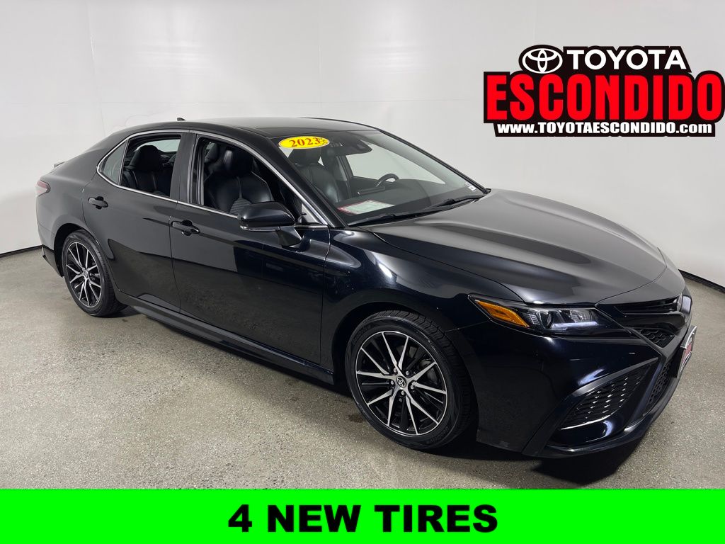 2023 Toyota Camry Sedan 