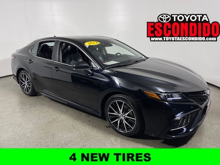 2023 Toyota Camry SE Sedan