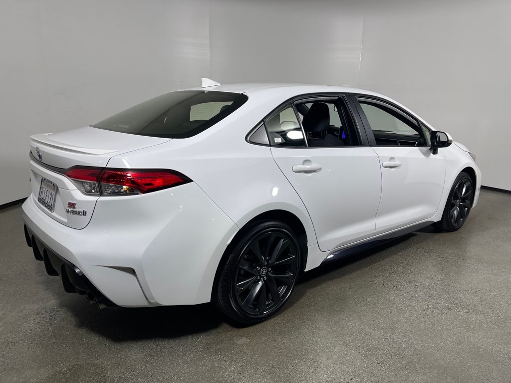 2024 Toyota Corolla XLE LE Premium SE photo 3