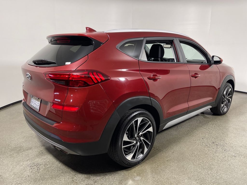 2020 Hyundai Tucson Sport photo 3