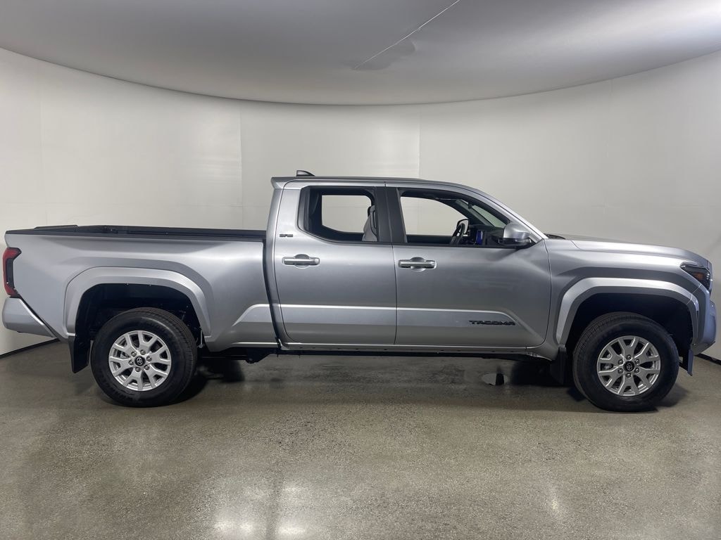 New 2025 Toyota Tacoma SR5 4X4 DBL CAB LONG BED