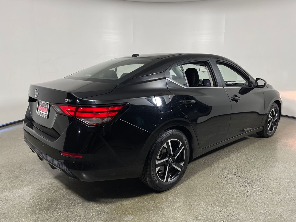 2024 Nissan Sentra SV photo 3