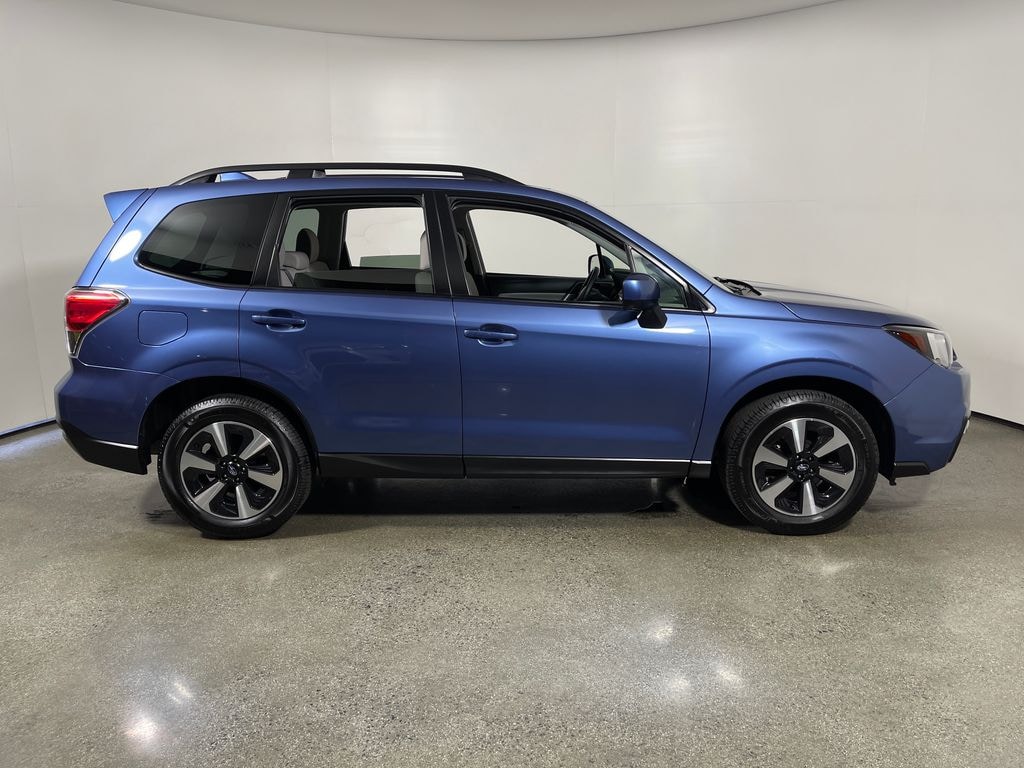 Used 2017 Subaru Forester 2.5i Premium SUV