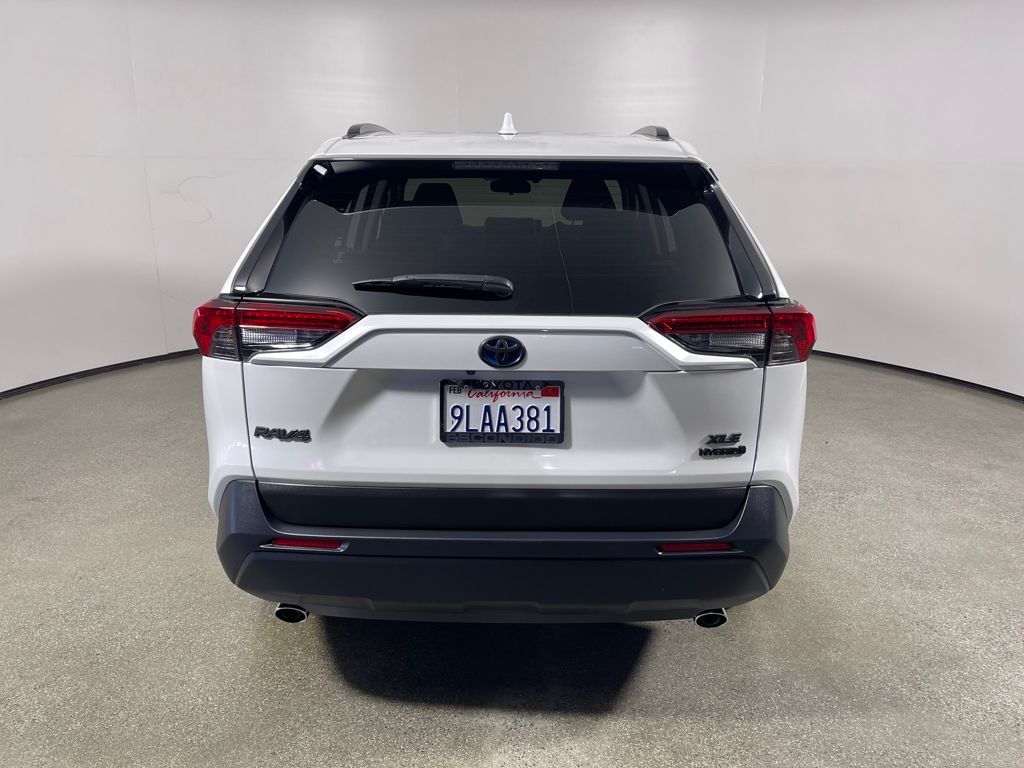 2024 Toyota RAV4 Hybrid XLE Premium photo 4