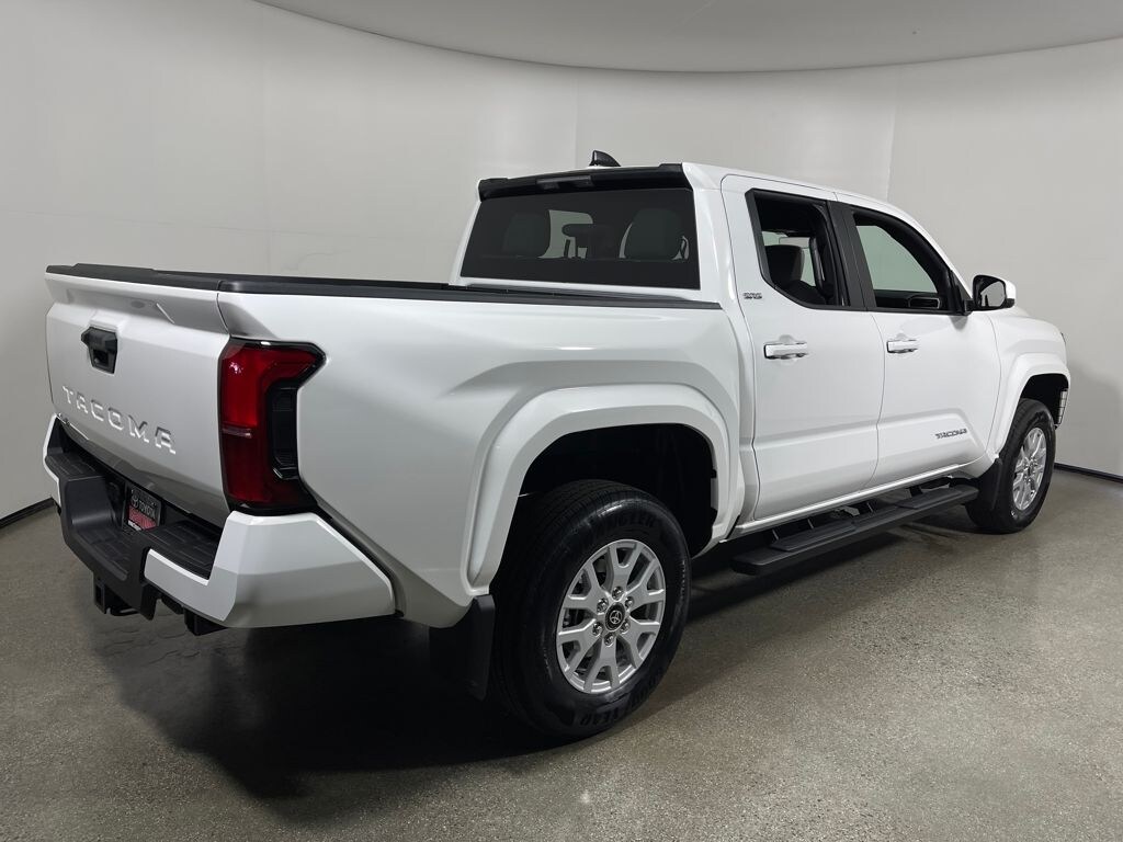 New 2026 Toyota Tacoma SR5 4X4 DOUBLE CAB