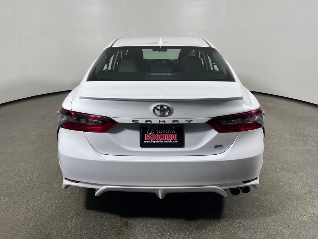 2023 Toyota Camry SE photo 4