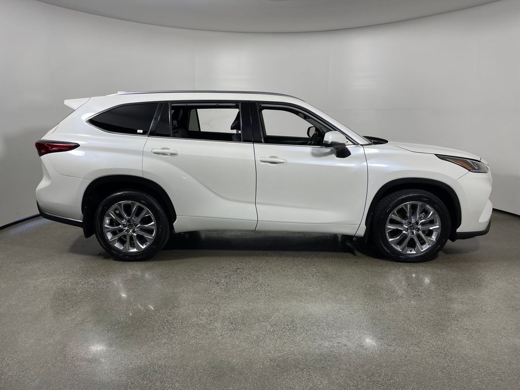 Used 2021 Toyota Highlander Limited SUV