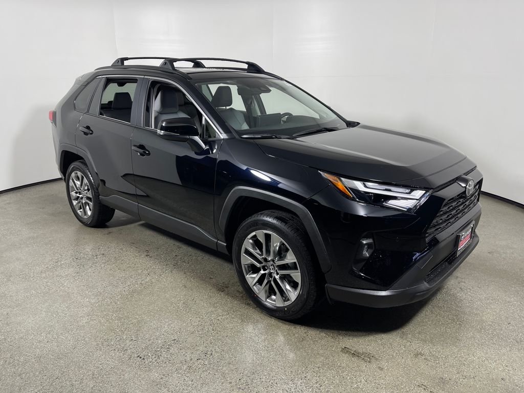 2025 Toyota RAV4 XLE Premium's photo
