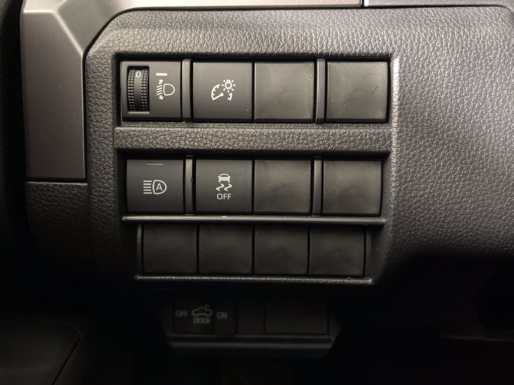 2026 Toyota Tacoma SR5 - Photo 28