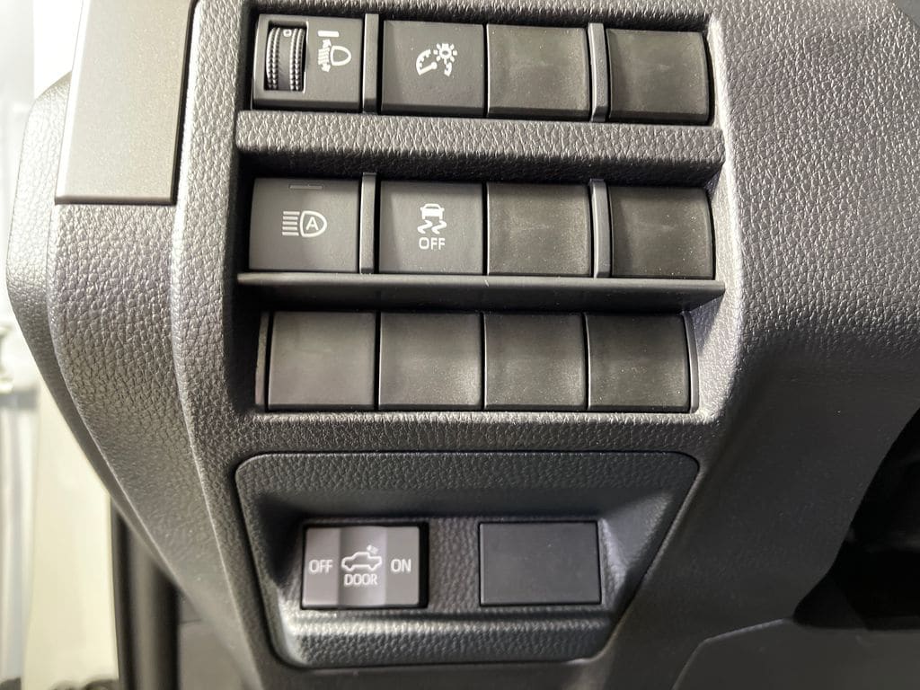 2026 Toyota Tacoma SR5 - Photo 29