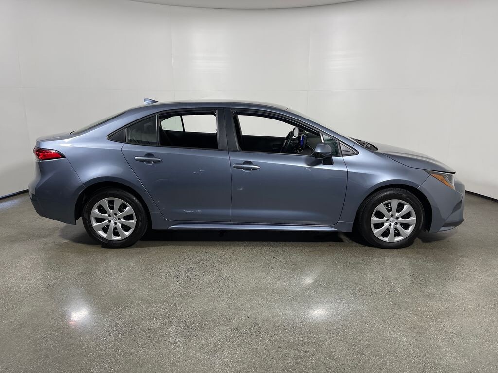 Used 2025 Toyota Corolla LE Sedan