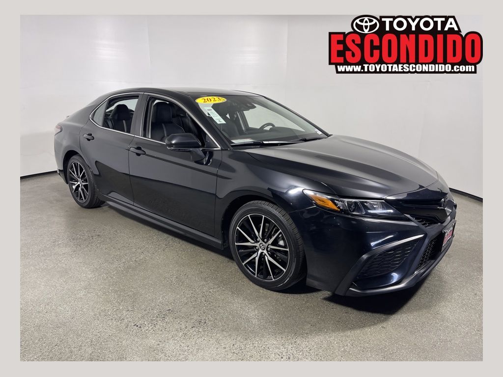 2023 Toyota Camry Sedan 