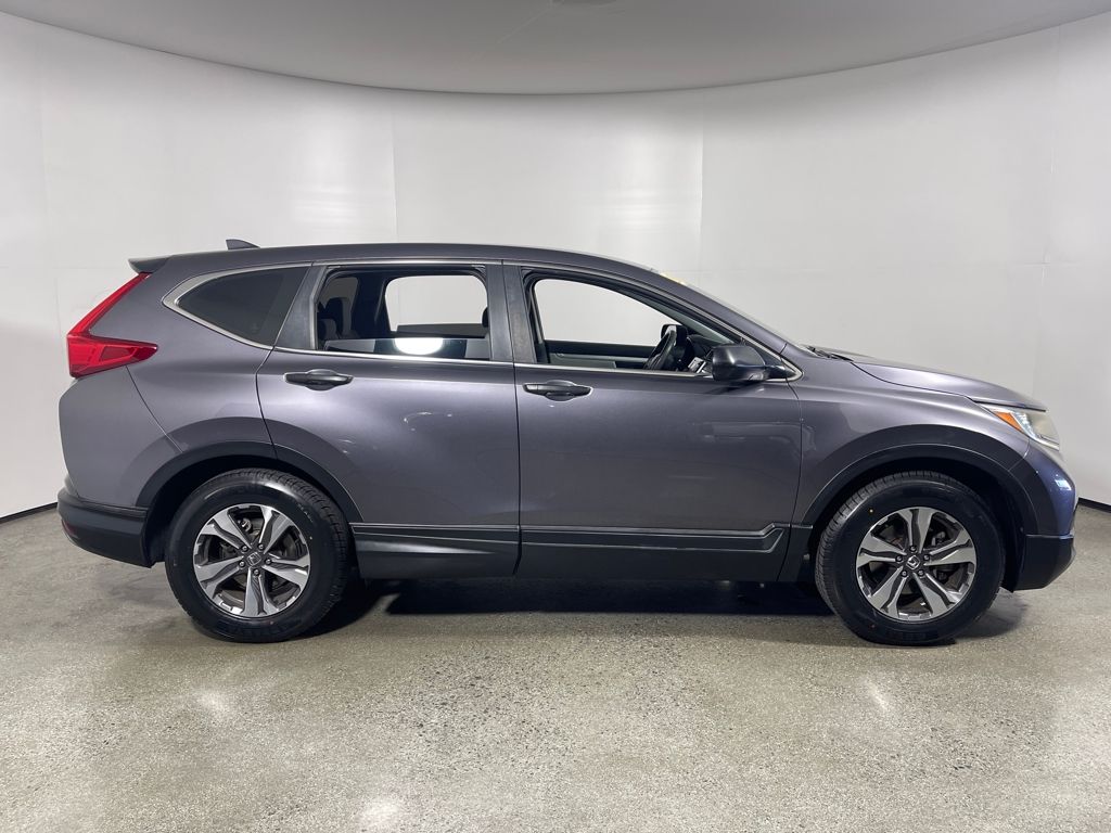 2017 Honda CR-V LX photo 2
