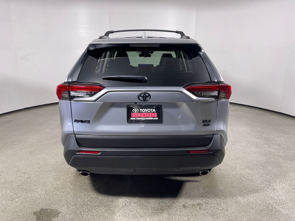2025 Toyota RAV4 XLE Premium photo 4