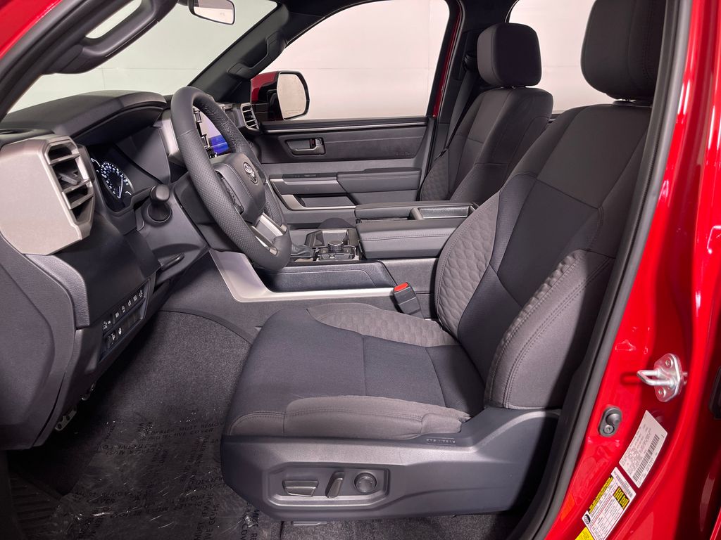 2026 Toyota Tundra SR5 - Photo 12