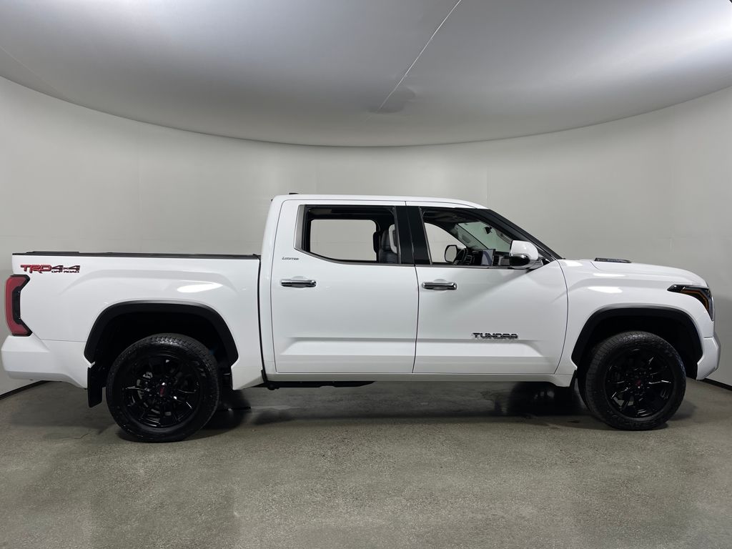 2022 Toyota Tundra Limited photo 2