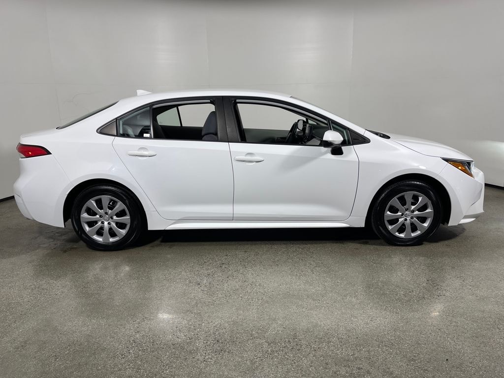 Certified 2022 Toyota Corolla LE Sedan