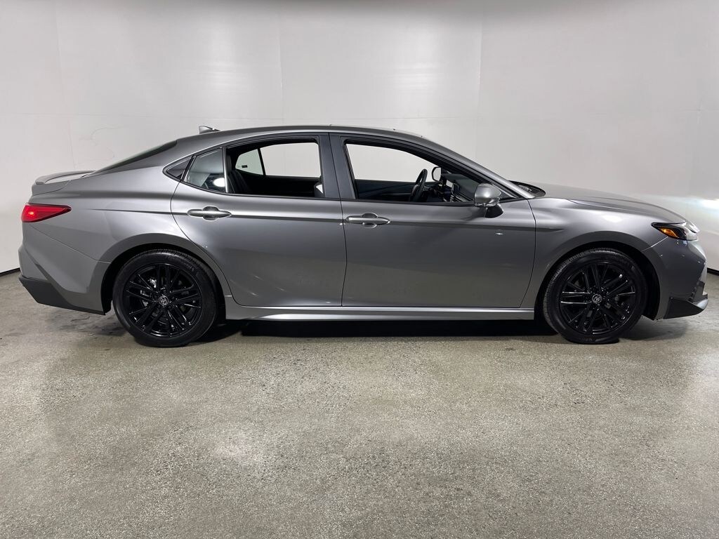 New 2026 Toyota Camry SE SE