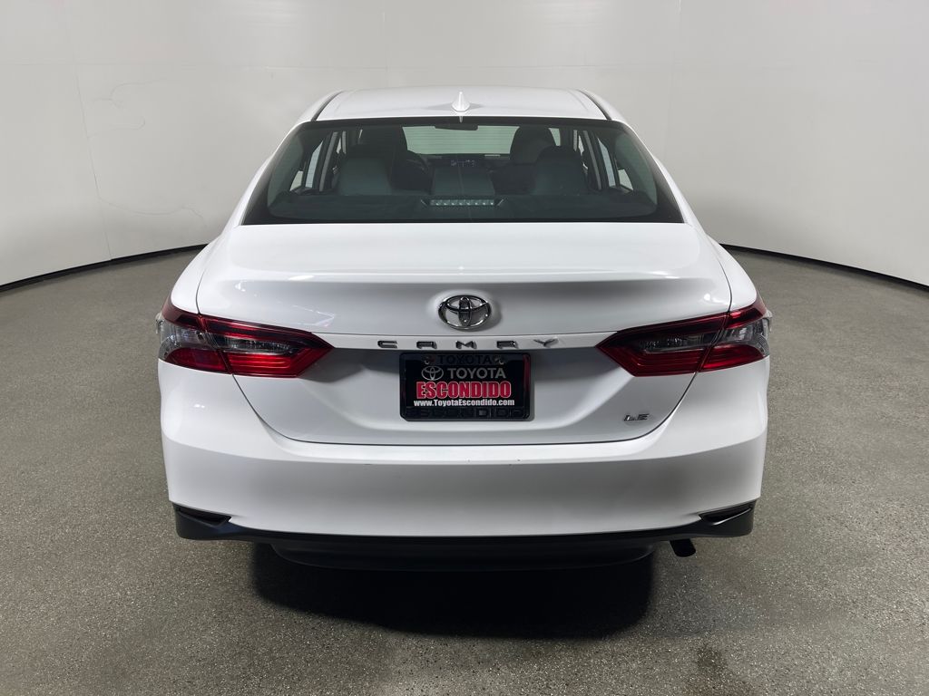 2023 Toyota Camry LE photo 4
