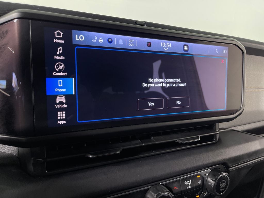 2025 Jeep Wrangler 4-Door Sahara - Photo 20