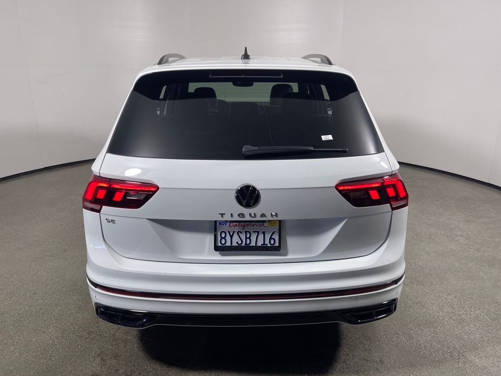 2022 Volkswagen Tiguan SE R-Line Black photo 3