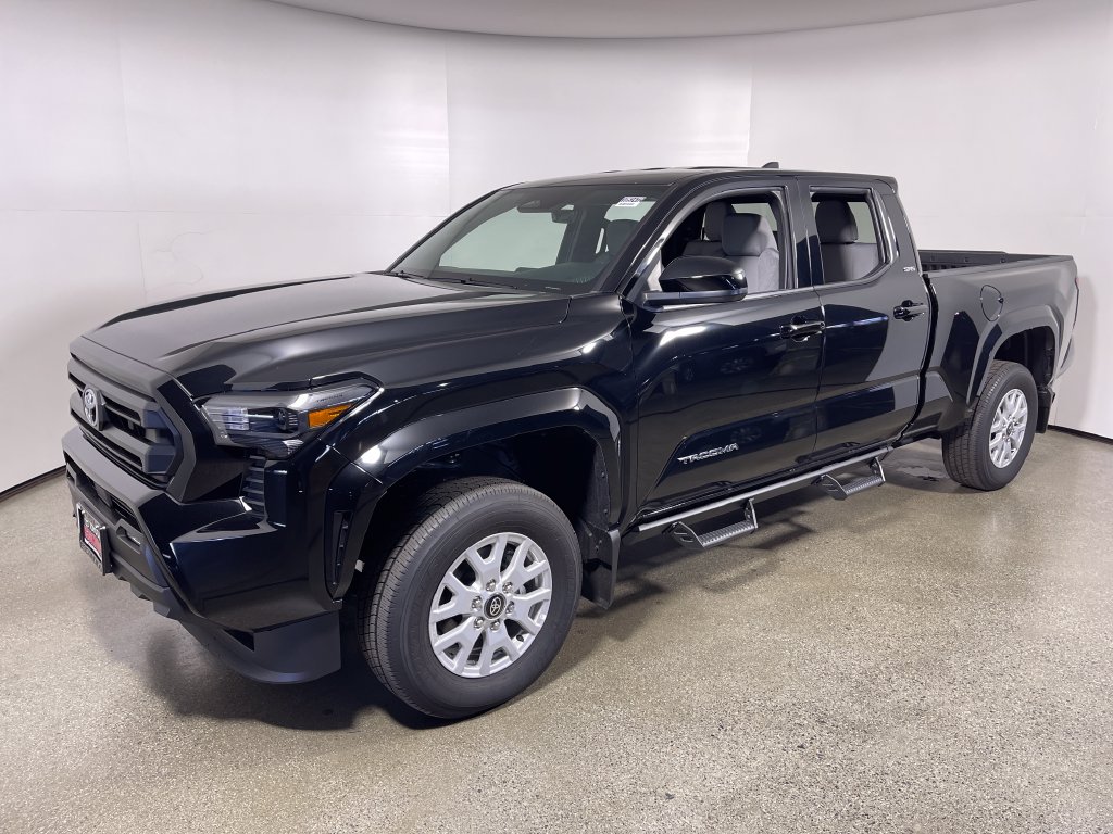 2026 Toyota Tacoma SR5 - Photo 7