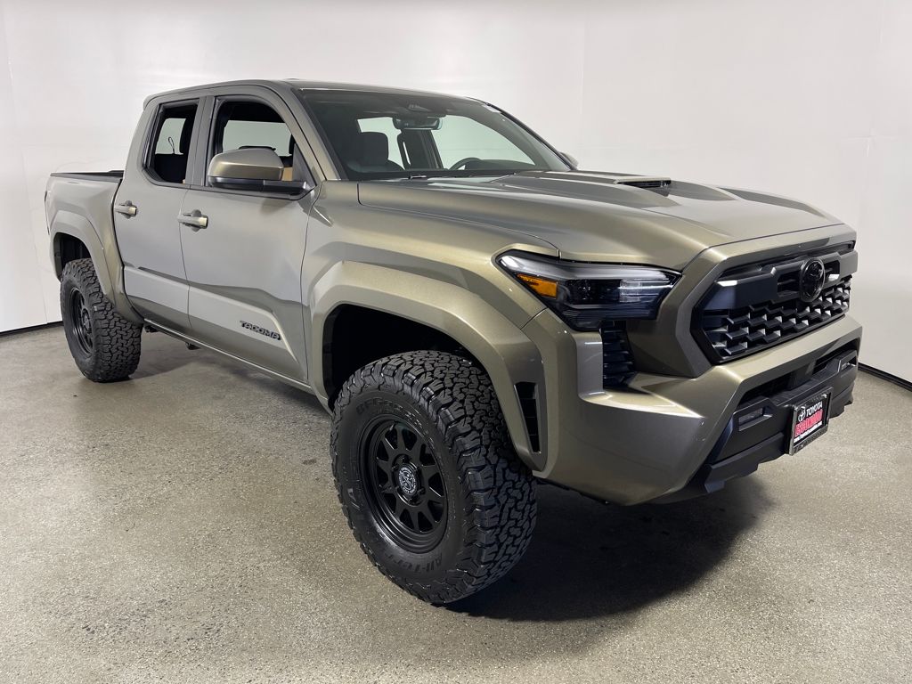 2026 Toyota Tacoma TRD Sport's photo