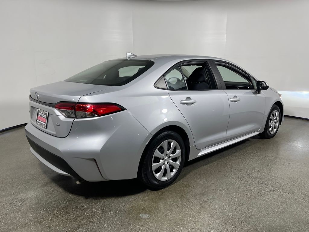 Certified 2022 Toyota Corolla LE Sedan