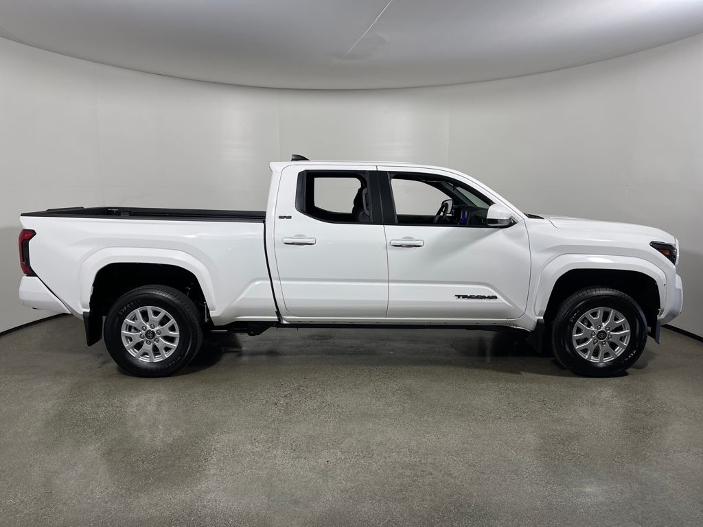2025 Toyota Tacoma SR5 4x4 Double Cab Long Bed photo 2