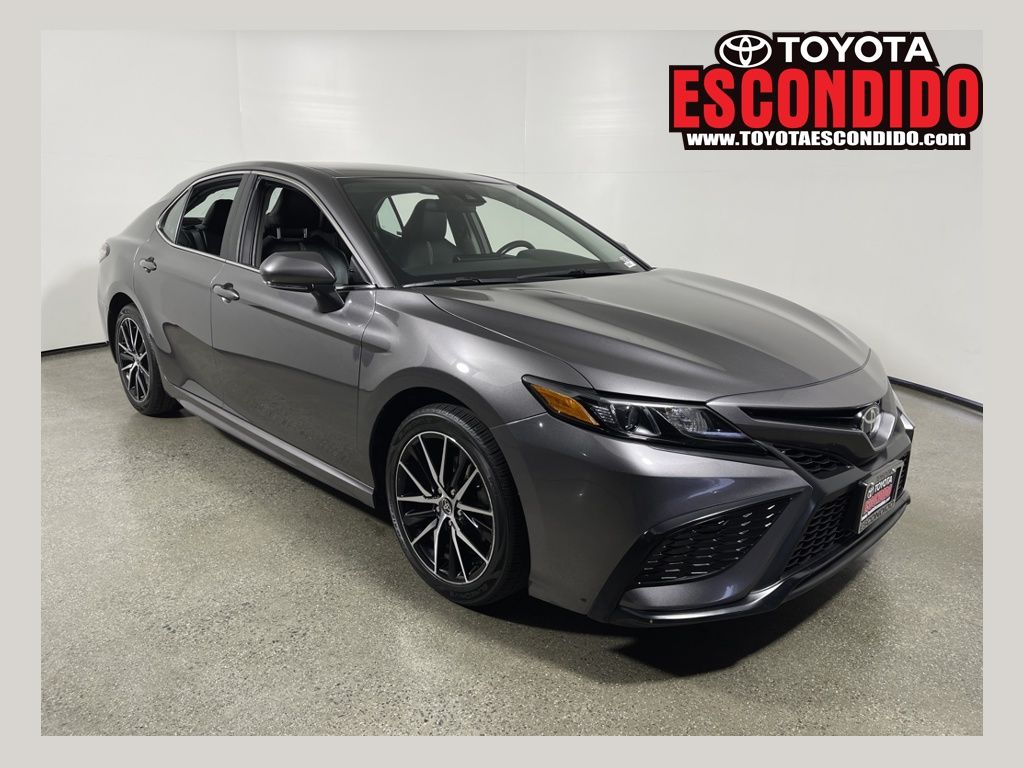 2023 Toyota Camry Sedan 