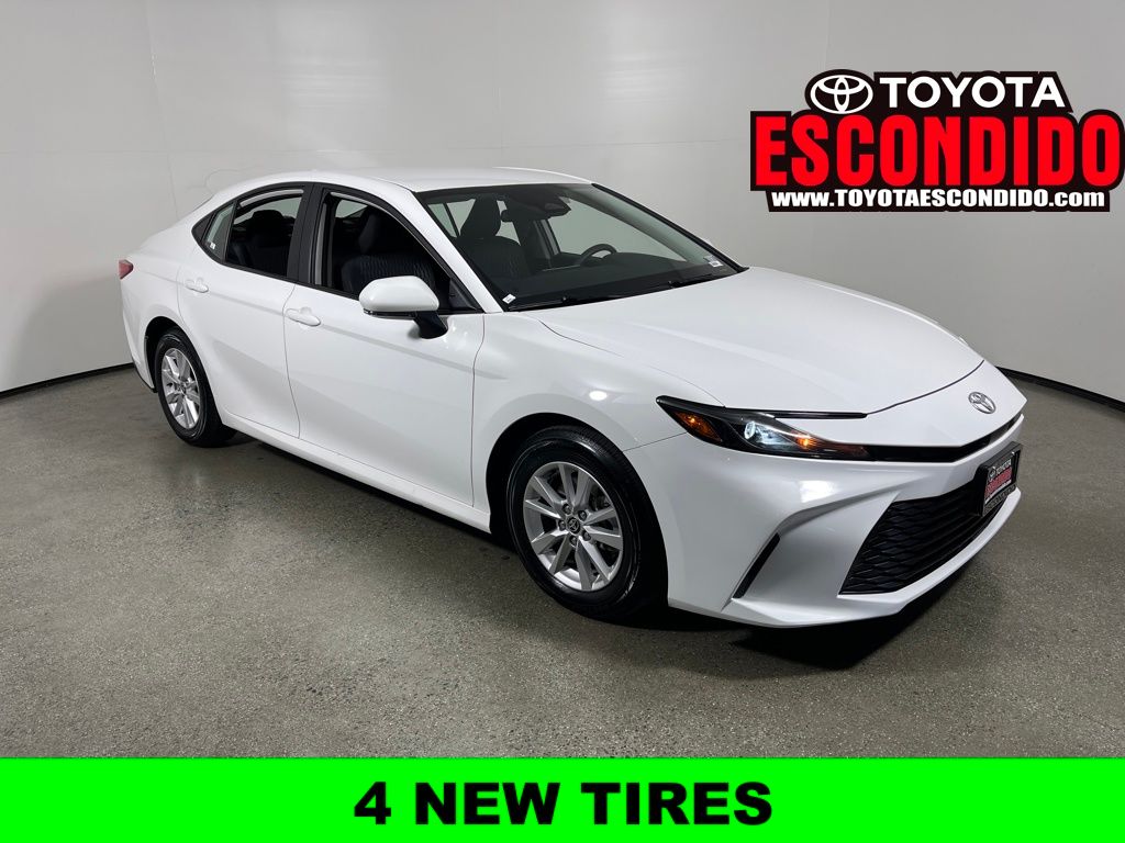 2025 Toyota Camry LE
