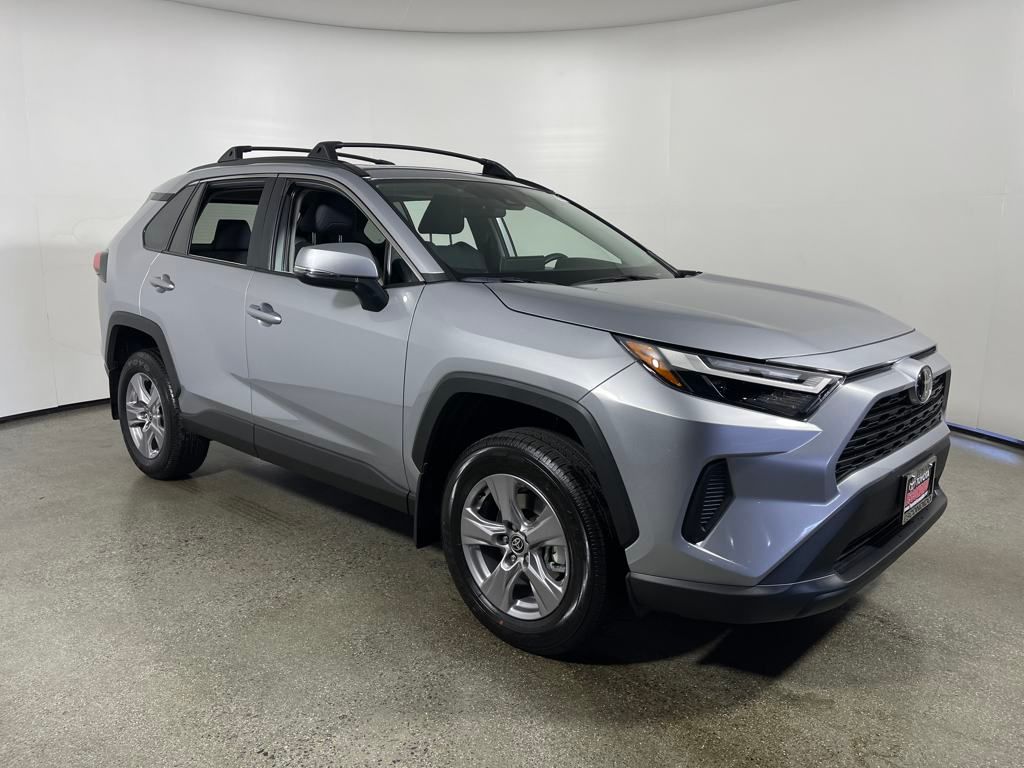 2025 Toyota RAV4 XLE FWD SUV 