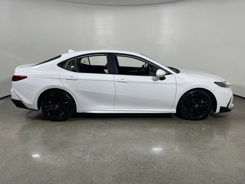 Used 2025 Toyota Camry SE Sedan